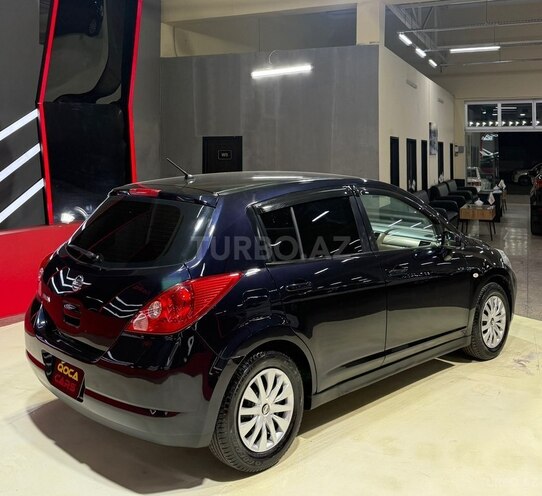 Nissan Tiida-7
