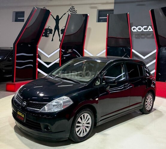 Nissan Tiida-1