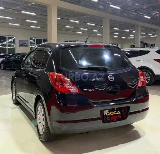 Nissan Tiida-9
