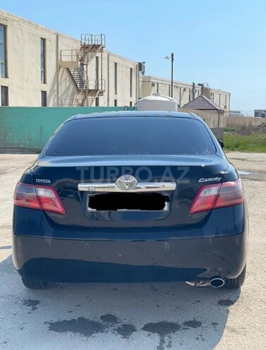 Toyota Camry-5