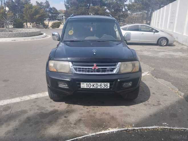 Mitsubishi Pajero-11