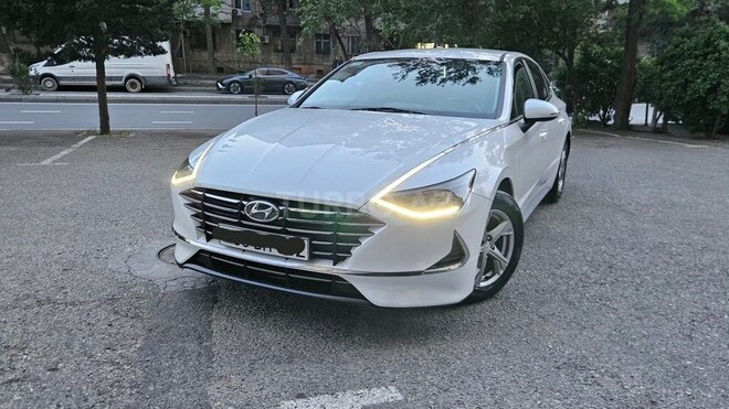 Hyundai Sonata-2
