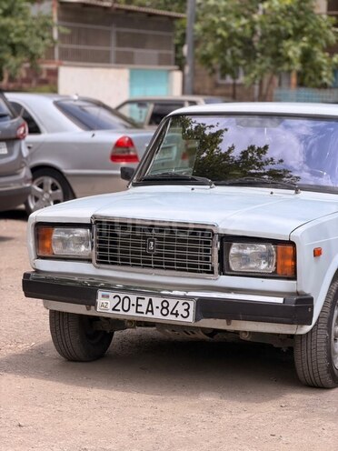 LADA (VAZ) 2107-4