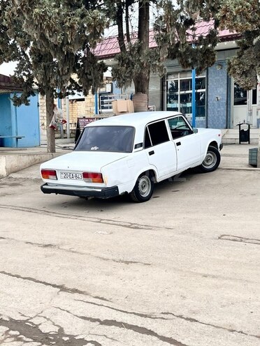 LADA (VAZ) 2107-8