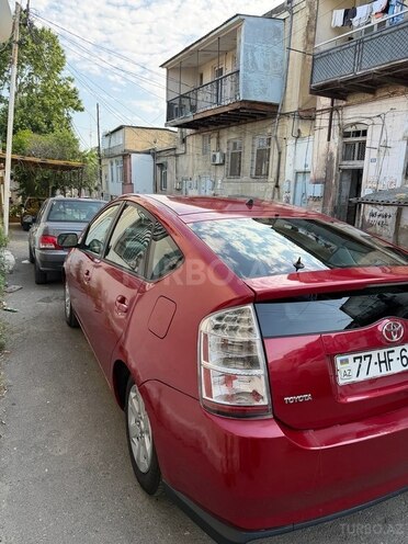 Toyota Prius-10