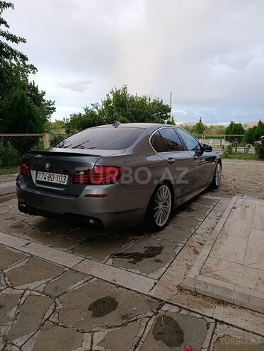 BMW 528-7