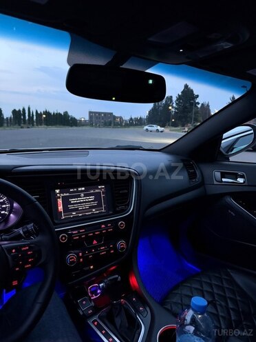 Kia Optima-11