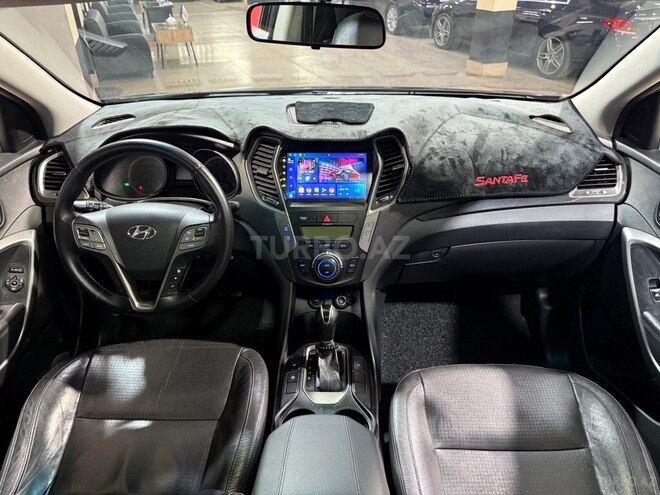 Hyundai Santa Fe-17