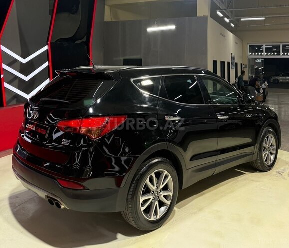 Hyundai Santa Fe-8