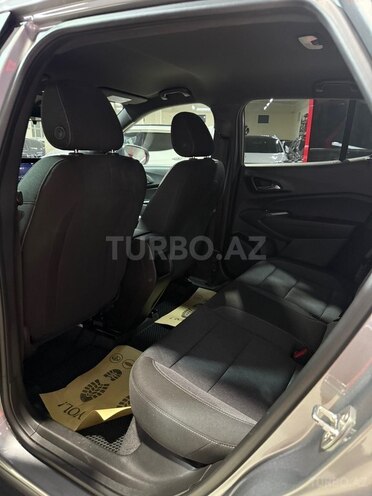 Chevrolet Trax-17