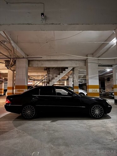 Mercedes S 320-4