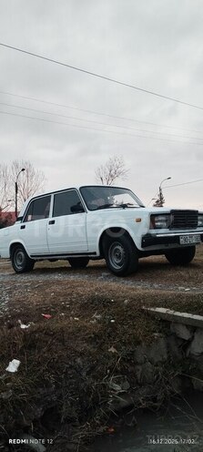 LADA (VAZ) 2107-2