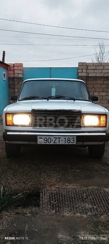 LADA (VAZ) 2107-1