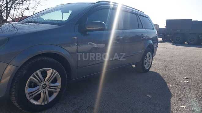 Opel Astra-2