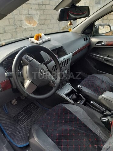 Opel Astra-2