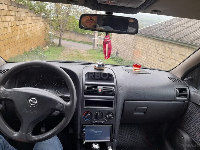 Opel Astra-14