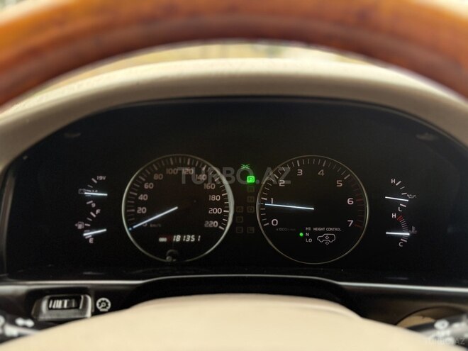 Lexus LX 470-19