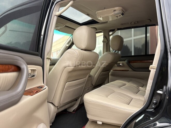 Lexus LX 470-21