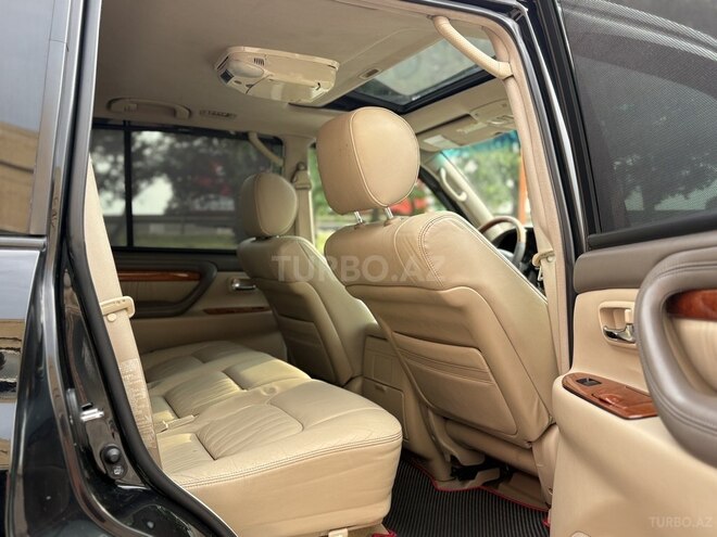 Lexus LX 470-25