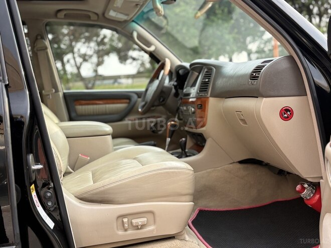 Lexus LX 470-26