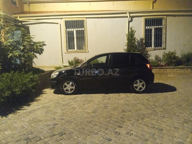 Kia Rio-2