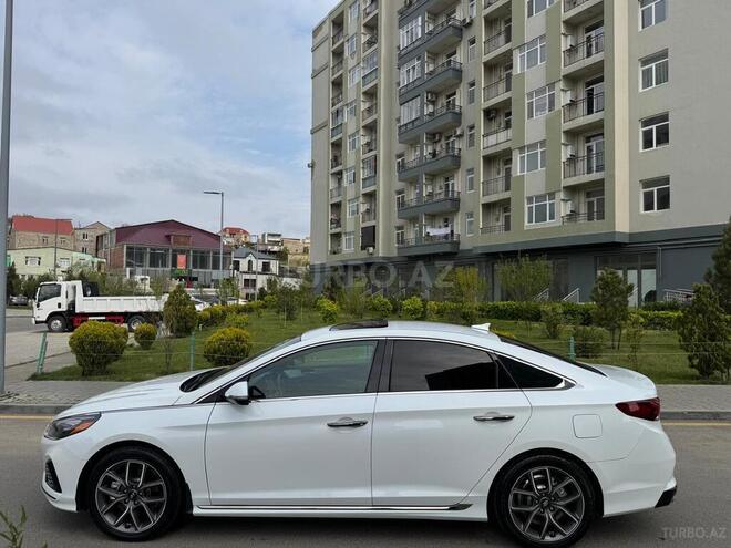 Hyundai Sonata-8