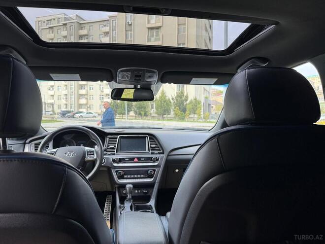 Hyundai Sonata-18
