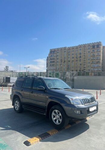 Toyota Land Cruiser Prado-4