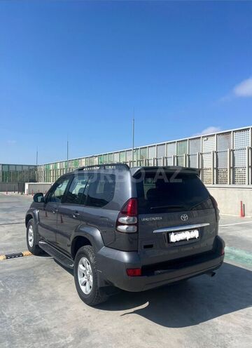 Toyota Land Cruiser Prado-3