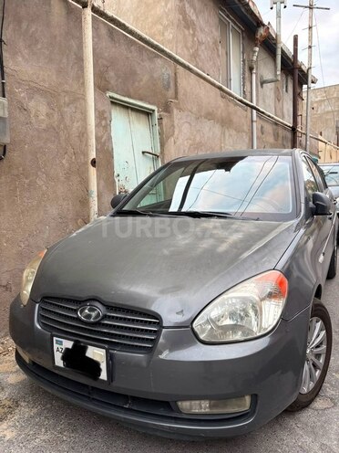 Hyundai Accent-1
