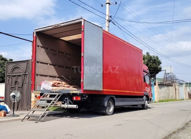 Mercedes Atego 818-6