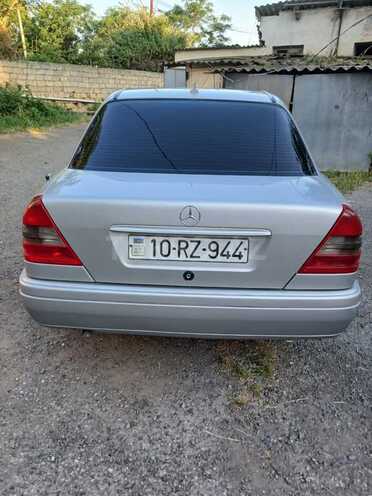Mercedes C 180-3