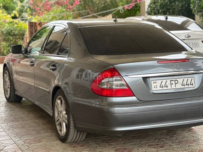 Mercedes E 220-7
