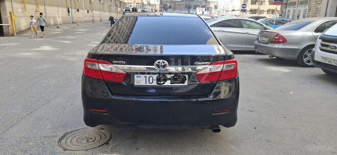 Toyota Camry-2