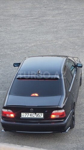BMW 520-9
