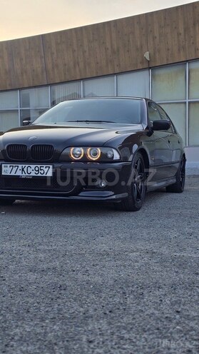 BMW 520-2