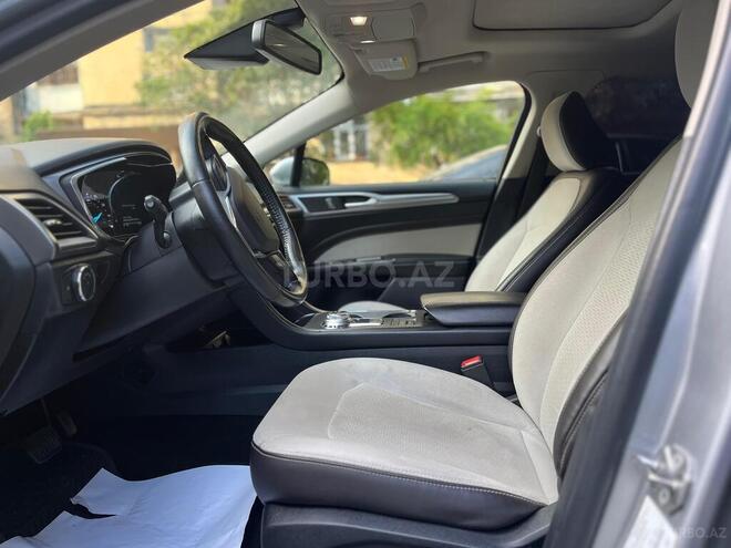 Ford Fusion (North America)-8