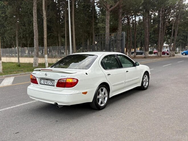 Nissan Maxima-2