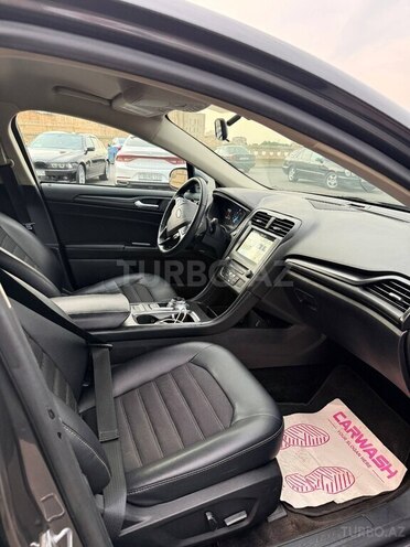 Ford Fusion (North America)-7