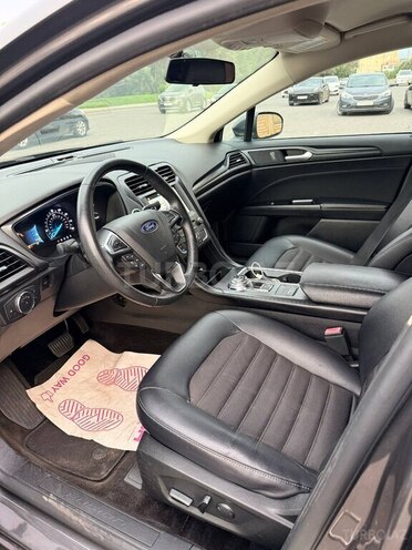Ford Fusion (North America)-8
