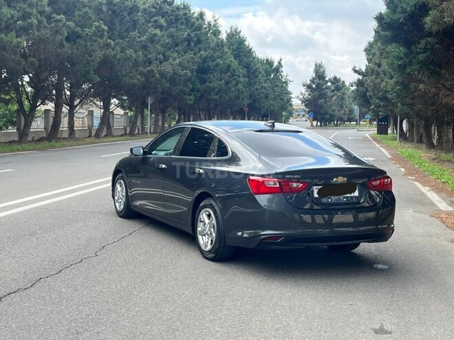 Chevrolet Malibu-8
