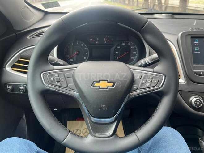 Chevrolet Malibu-16