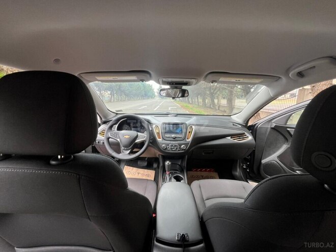 Chevrolet Malibu-17