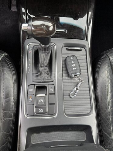 Kia Sorento-13