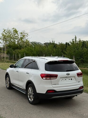 Kia Sorento-6