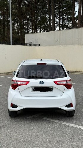 Toyota Vitz-3