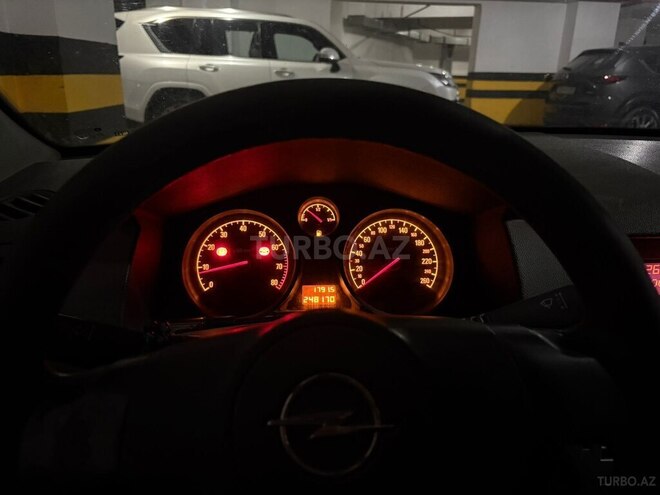 Opel Astra-9