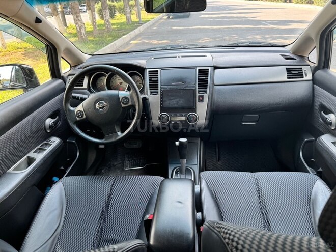 Nissan Tiida-8
