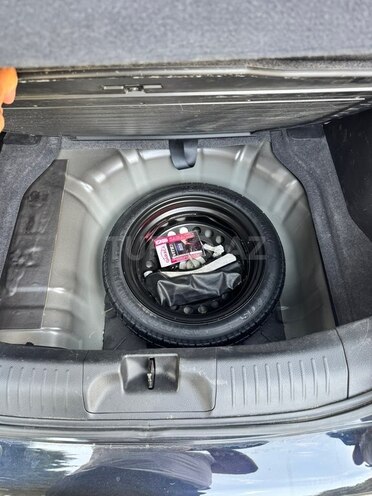 Nissan Tiida-9