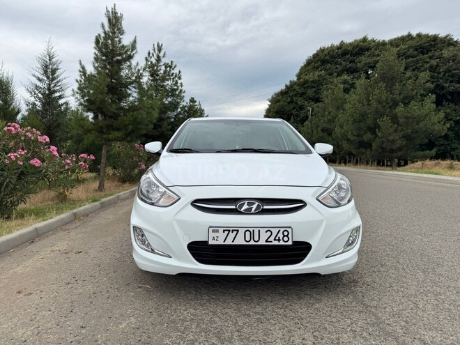 Hyundai Accent-1